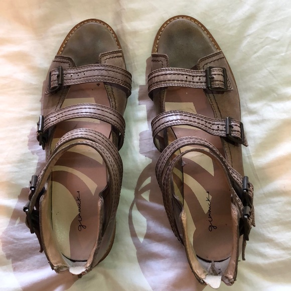 Gimmicks buckled sandals - Picture 5 of 8